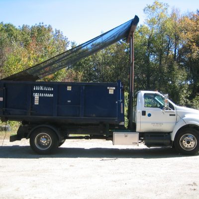Pioneer HR2000PP on Single Axle Hook Truck